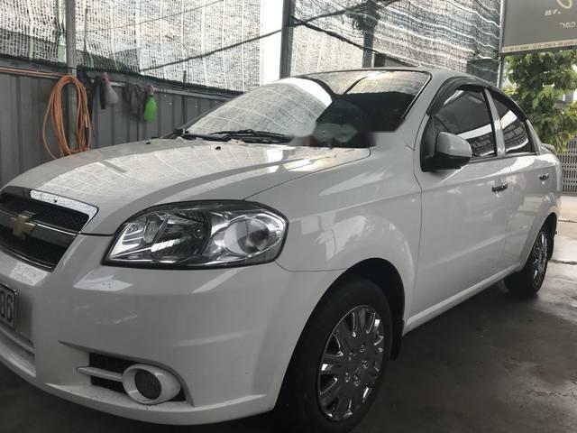 Chevrolet Aveo   2011 - Cần bán Chevrolet Aveo đời 2011, màu trắng, số sàn