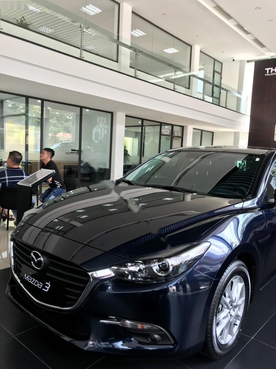 Mazda 3 1.5 AT  2018 - Cần bán Mazda 3 1.5 AT năm 2018, màu xanh lam