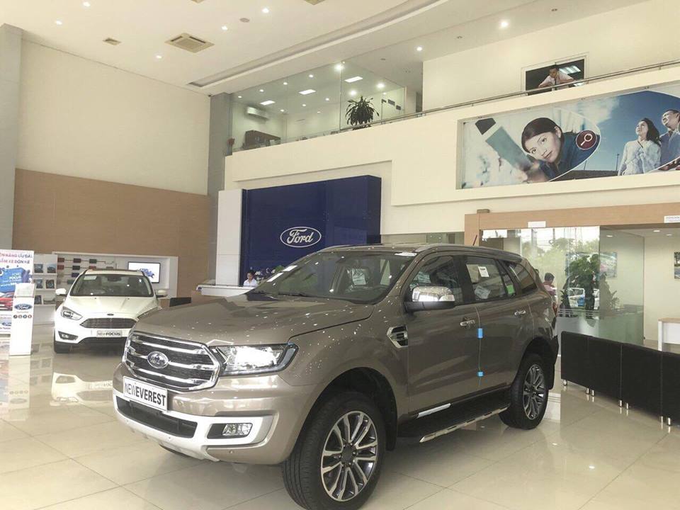 Ford Everest Titanium 4x2 2018 - An Đô Ford xe giao ngay - Ford Everest Titanium 4x2 2018, xe nhập. LH 0978212288