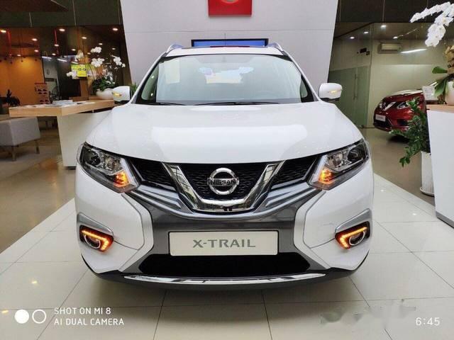 Nissan X trail   2.5 SV Luxury    2018 - Bán Nissan X Trail 2.5 SV Luxury năm 2018, màu trắng, hoàn toàn mới