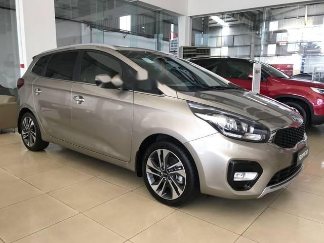 Kia Rondo  GAT    2018 - Cần bán Kia Rondo GAT sản xuất năm 2018, xe giao ngay