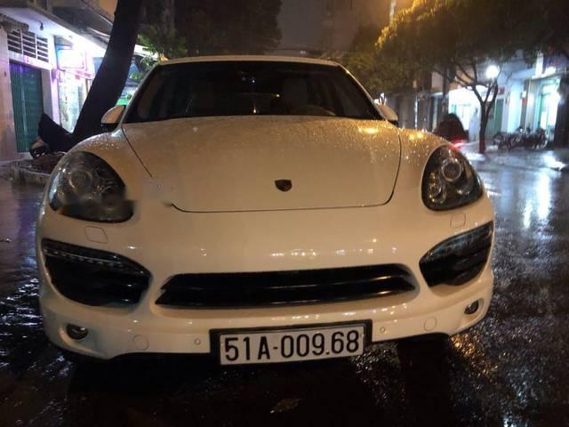 Porsche Cayenne   2010 - Bán Porsche Cayenne sản xuất năm 2010, màu trắng, xe cực đẹp