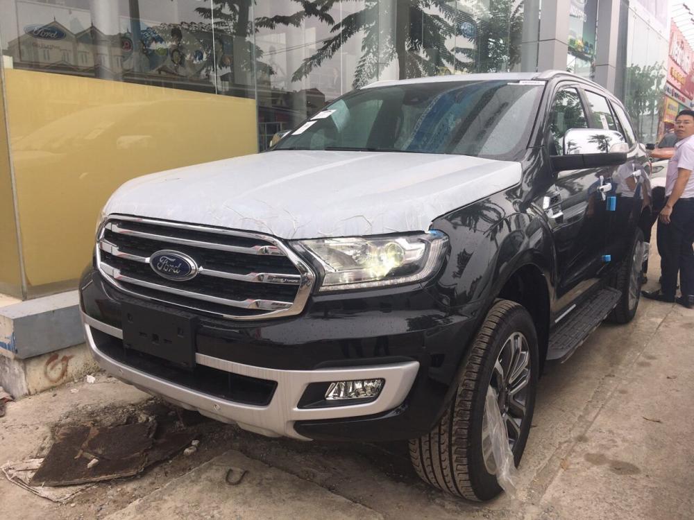 Ford Everest Titanium 2018 - Bán Ford Everest 2018 bản Titanium 4x2 hỗ trợ làm các thủ tục đăng ký đăng kiểm tại Phú Thọ LH: 0941921742