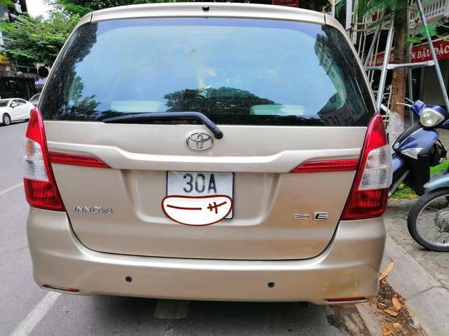 Toyota Innova 2014 - Cần bán gấp Toyota Innova 2014, 580tr