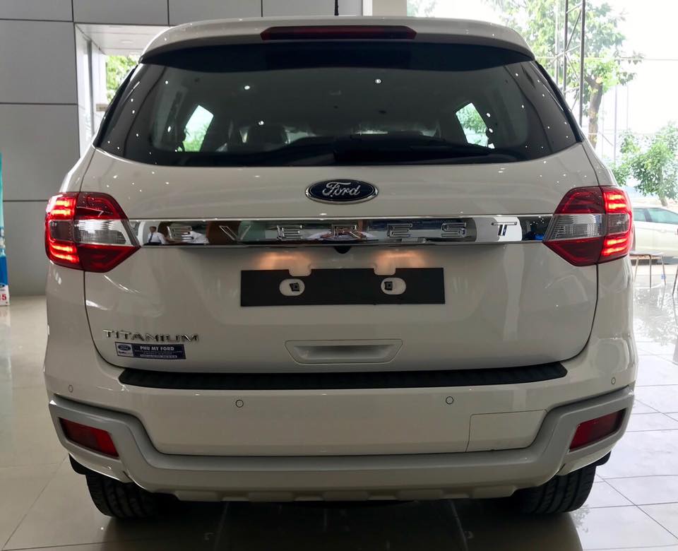 Ford Everest 2.0L Single-Turbo 2018 - Bán Ford Everest 2.0L, nhập khẩu. Giao xe ngay. LH: 0902172017- Em Mai