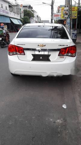 Chevrolet Cruze 2015 - Bán xe Chevrolet Cruze năm 2015, màu trắng, giá tốt