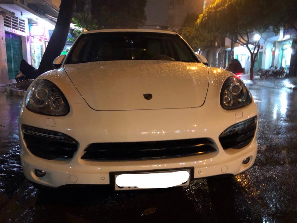 Porsche Cayenne 2010 - Bán Porsche Ceyenne xe như mới, nguyên zin 2010