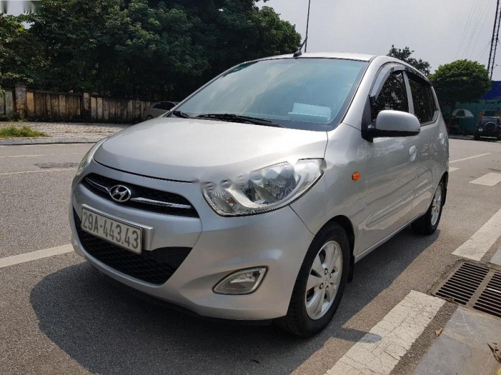 Hyundai i10 1.2MT 2012 - Bán Hyundai i10 1.2MT đời 2012, màu bạc, xe nhập  