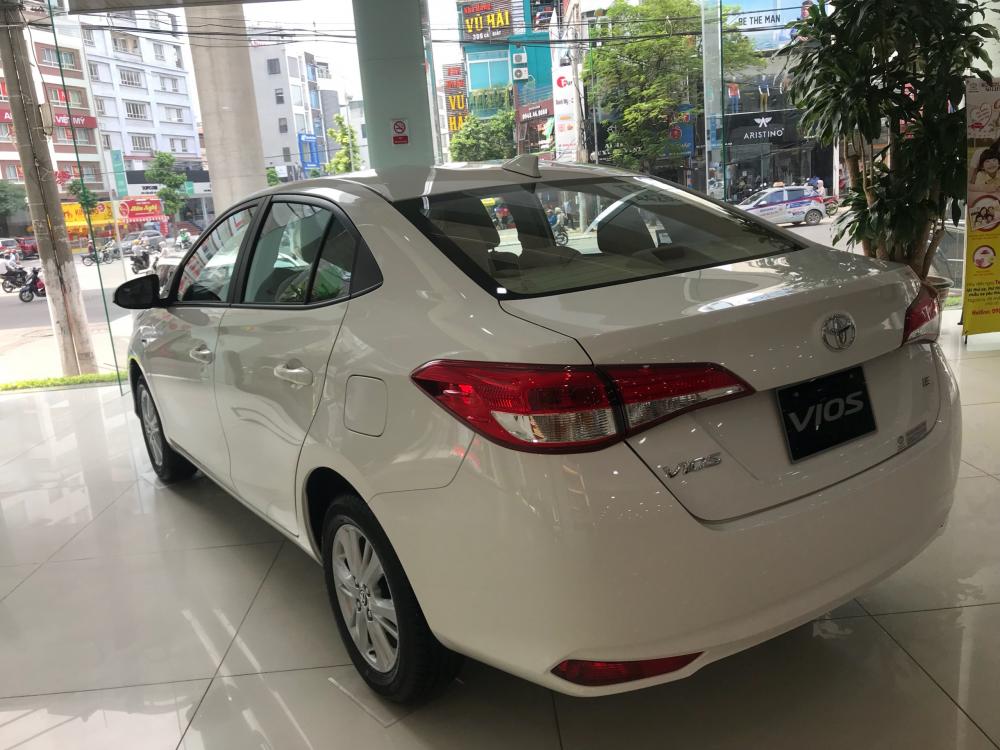 Toyota Vios 1.5E CVT 2018 - Bán Toyota Vios E số tự động năm sản xuất 2018, giá tốt