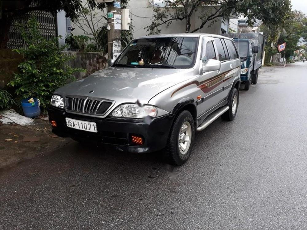 Ssangyong Musso 2.3 2002 - Bán Ssangyong Musso 2.3 2002, màu bạc 