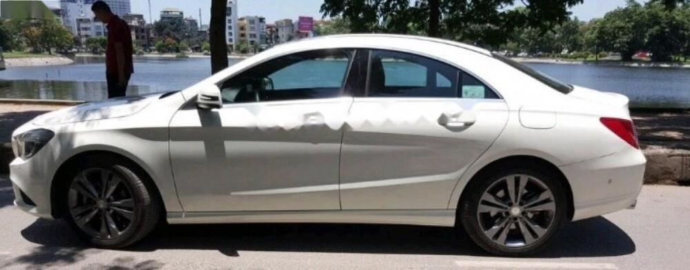 Mercedes-Benz CLA class CLA 200 2015 - Bán xe cũ Mercedes CLA 200 2015, màu trắng, nhập khẩu