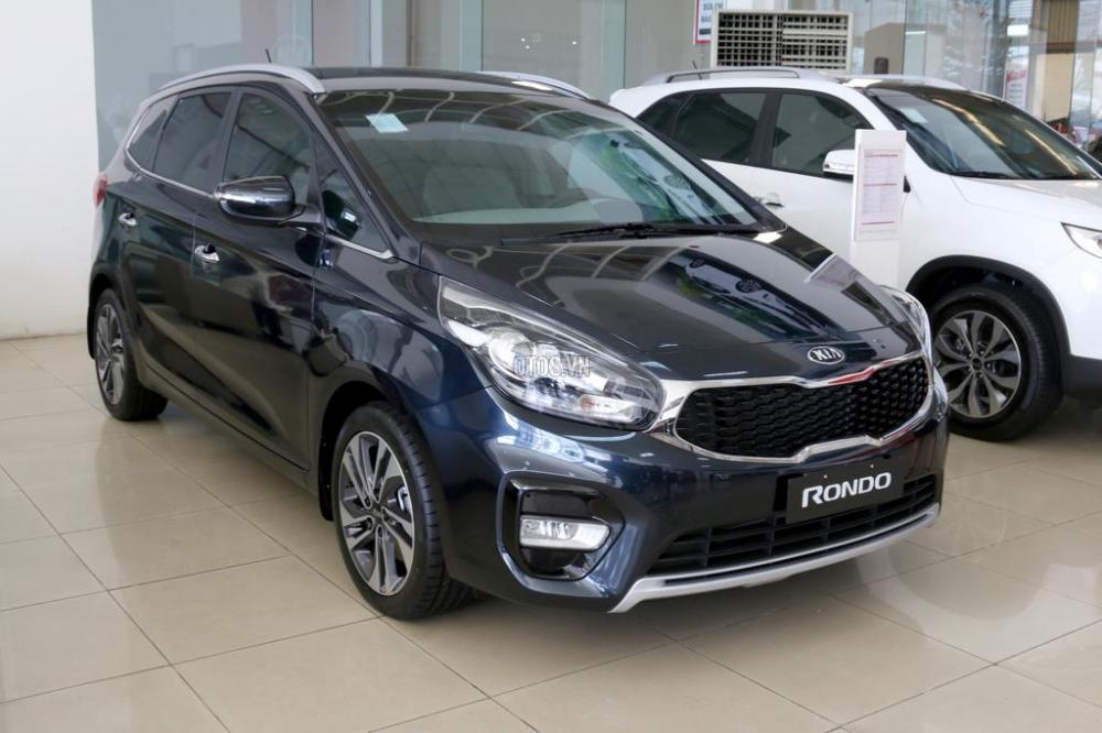 Kia Rondo GAT 2018 - [Kia Quảng Nam ] Kia Rondo 2018, giá chỉ từ 609tr. Hỗ trợ trả góp 80% - Hotline: 0961 40 40 49