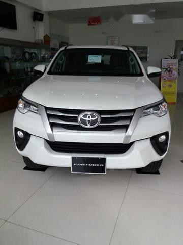 Toyota Fortuner 2018 - Bán ô tô Toyota Fortuner đời 2018, màu trắng, giá tốt