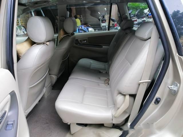 Toyota Innova 2014 - Cần bán gấp Toyota Innova 2014, 580tr