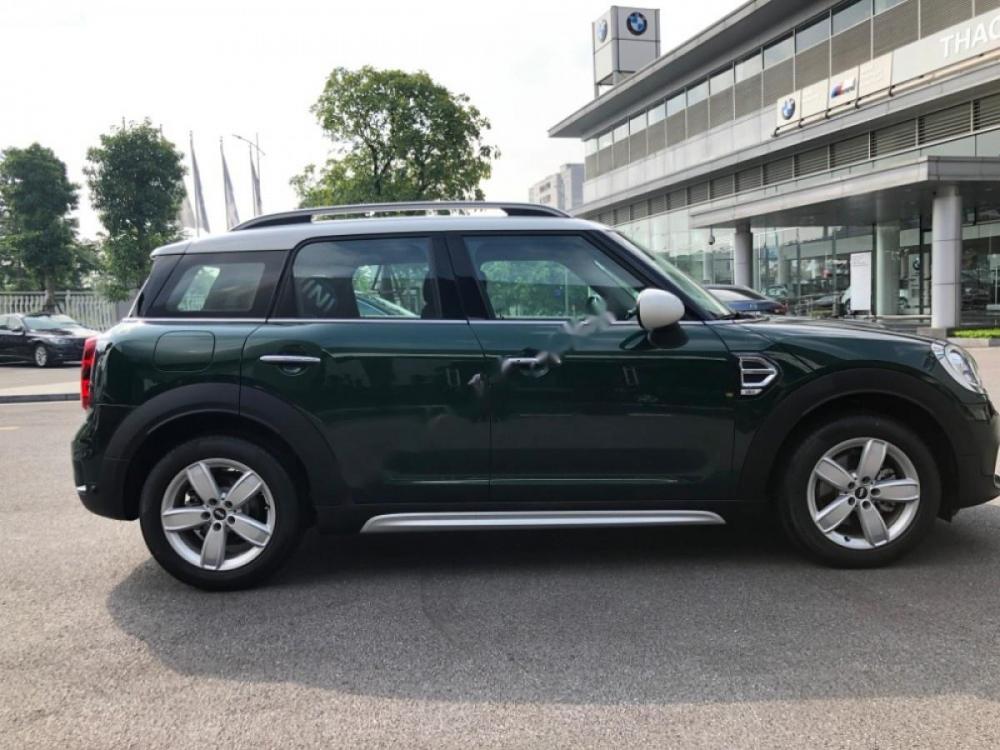 Mini Cooper Countryman 2017 - Bán Mini Cooper Countryman sản xuất 2017, màu xanh lam, xe mới 100%