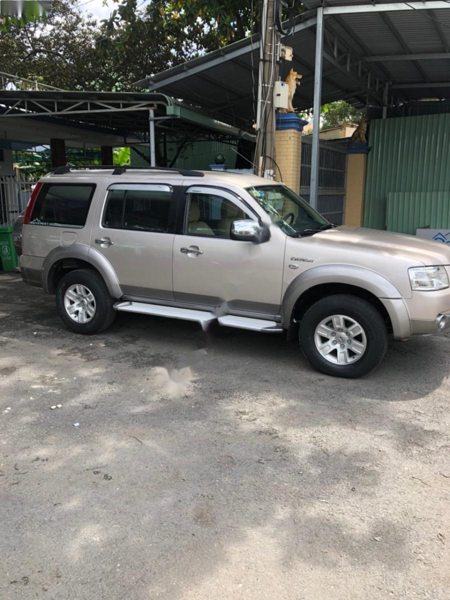 Ford Everest 2.5L 4x2 MT 2007 - Bán Ford Everest số sàn, 1 cầu, màu vàng cát