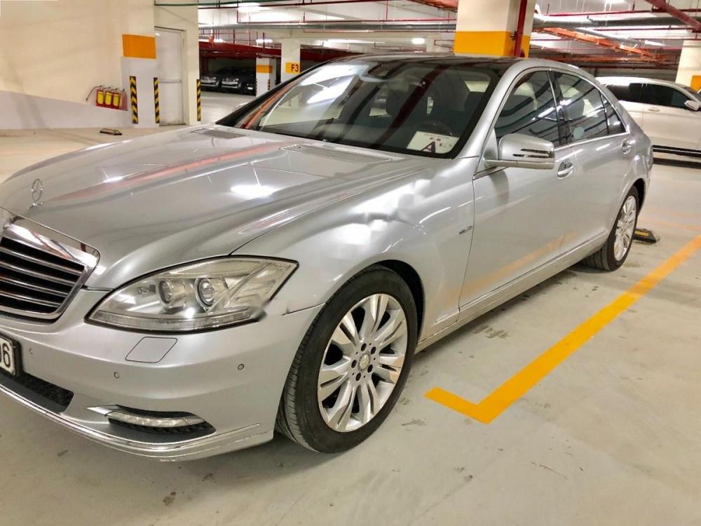 Mercedes-Benz S class  S400 2010 - Cần bán Mercedes S400 đời 2010, màu bạc, giám đốc công ty cần bán