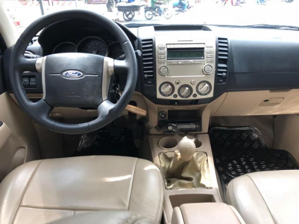 Ford Everest 2.5L 4x2 MT 2007 - Bán Ford Everest số sàn, 1 cầu, màu vàng cát