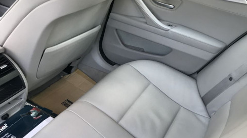 BMW 5 Series 523i 2010 - Bán ô tô BMW 5 Series 523i năm 2010, màu xám