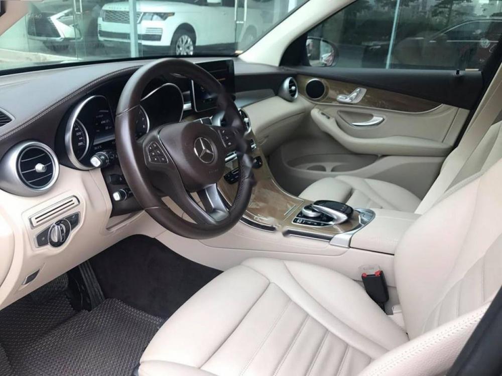 Mercedes-Benz GLC-Class GLC 250 4Matic 2016 - Cần bán Mercedes GLC 250 4Matic đời 2016, màu đen