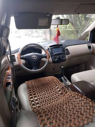 Toyota Innova 2008 - Cần bán gấp Toyota Innova đời 2008, màu bạc