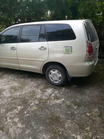 Toyota Innova 2008 - Cần bán gấp Toyota Innova đời 2008, màu bạc