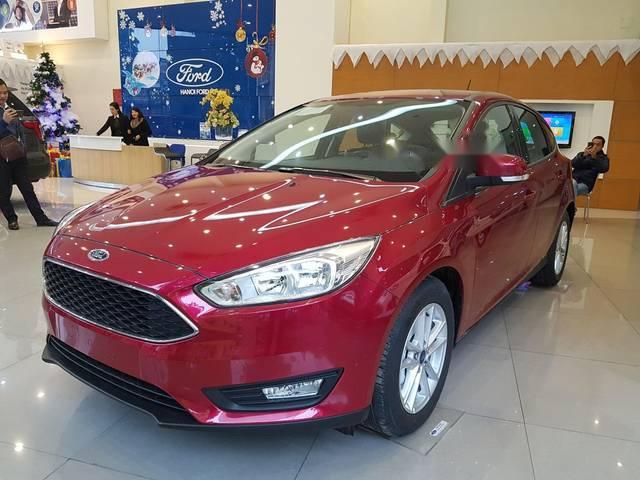 Ford Focus      2018 - Bán Ford Focus đời 2018, màu đỏ, giá chỉ 560 triệu