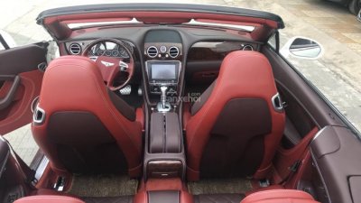 Bentley Continental 2016 - Cần bán xe Bentley Continental sản xuất 2016, màu trắng, nhập khẩu nguyên chiếc