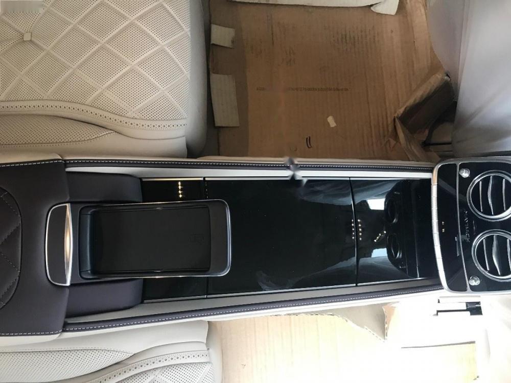 Mercedes-Benz Maybach S560  2018 - Cần bán xe Mercedes S560 sản xuất 2018, màu trắng, xe nhập