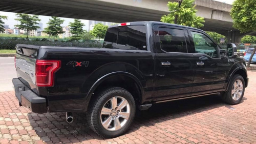 Ford F 150 Platinum  AT  2015 - Bán xe Ford F 150 Platinum  AT sản xuất 2015, màu đen, nhập khẩu