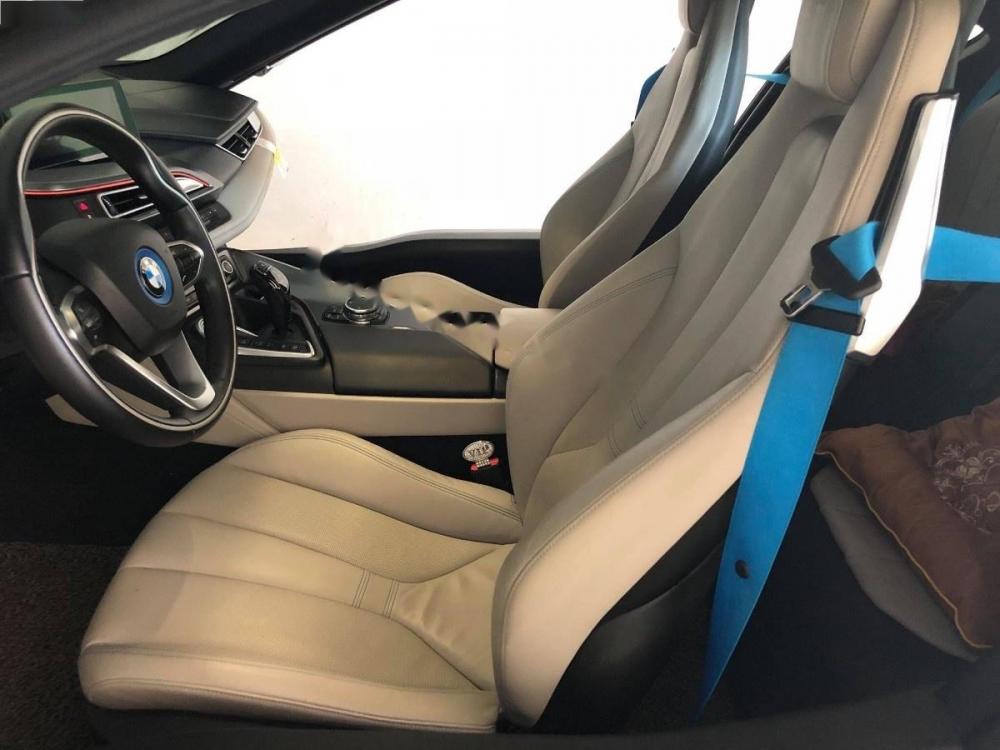 BMW i8 2014 - Cần bán gấp BMW i8 đời 2014, màu trắng, nhập khẩu