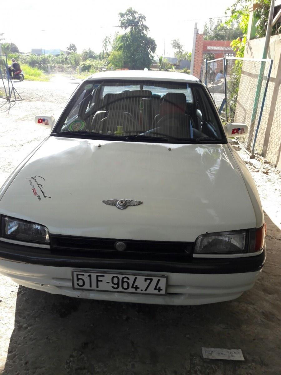 Mazda 323F 1995 - Bán Mazda 323F 1995, màu trắng, nhập khẩu