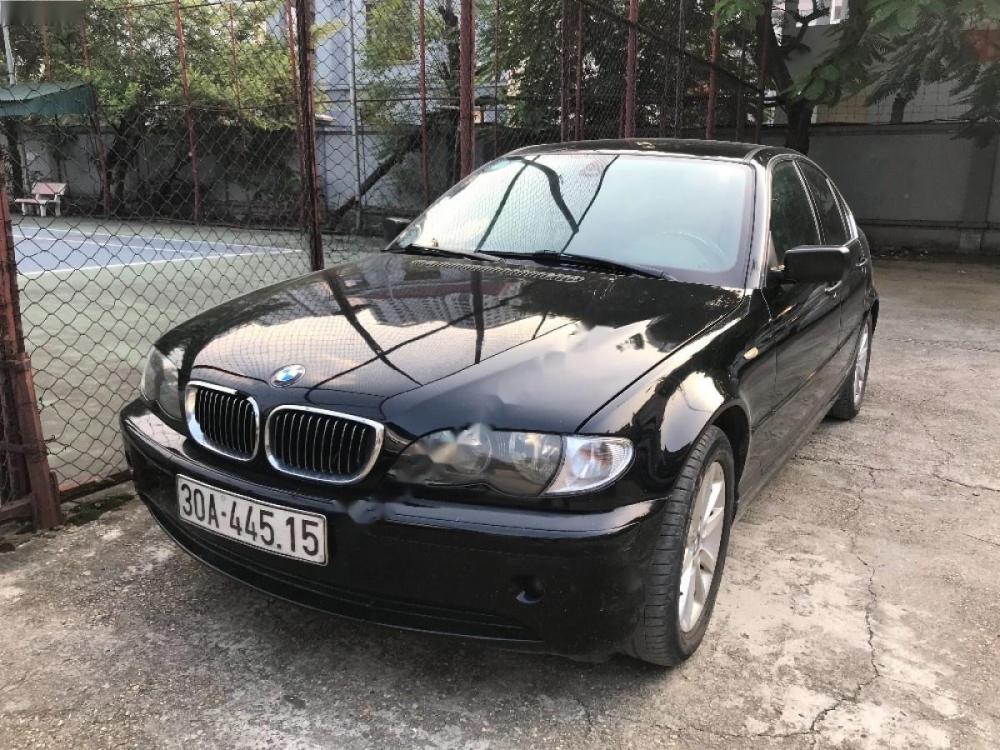 BMW 3 Series 318i 2005 - Cần bán BMW 3 Series 318i đời 2005, màu đen chính chủ