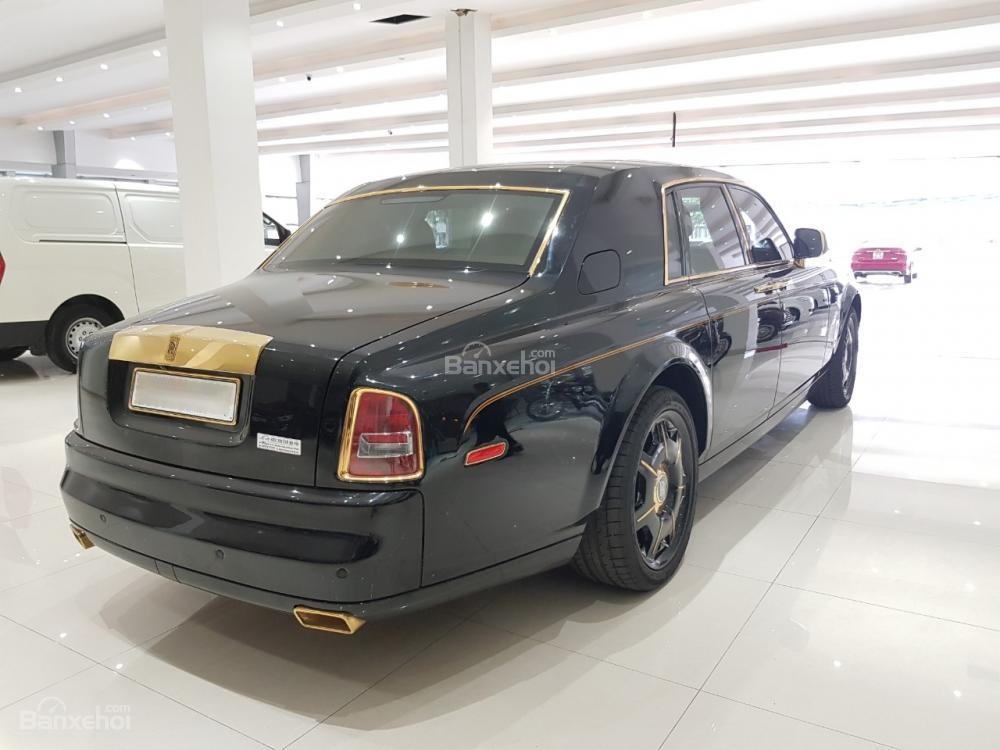 Rolls-Royce Phantom 2010 - Bán xe Rolls-Royce Phantom mạ vàng giá tốt