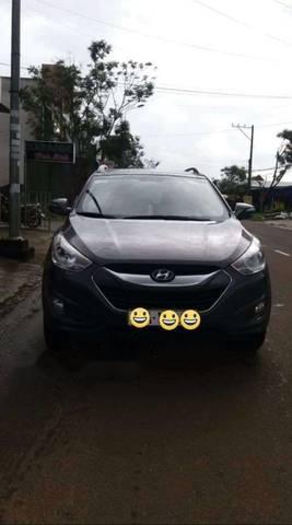 Hyundai Tucson   2010 - Bán xe Hyundai Tucson năm sản xuất 2010, màu xám