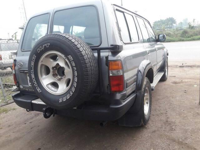 Toyota Land Cruiser   1995 - Cần bán lại xe Toyota Land Cruiser năm sản xuất 1995, giá tốt