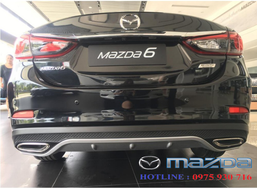 Mazda 6 2.0 2018 - Bán Mazda 6 2018 màu xanh đen 42M. Giá yêu thương chỉ cần trả trước 10% - Ưu đãi hơn nữa khi LH trực tiếp 0975930716