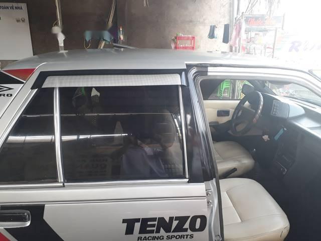 Isuzu Gemini    1995 - Cần bán Isuzu Gemini đời 1995, màu bạc, bình vỏ lốp mới, gầm kệ bao mục mọt