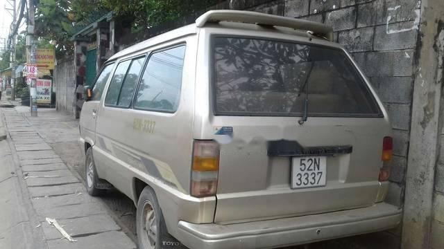 Toyota Van 1986 - Bán xe Toyota Van sản xuất 1986, màu vàng còn mới