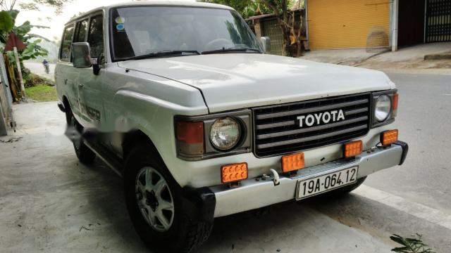 Toyota Land Cruiser 1987 - Bán lại xe Toyota Land Cruiser 1987, màu trắng