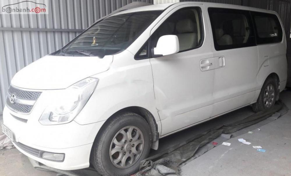 Hyundai Grand Starex 2.5 MT 2014 - Bán Hyundai Grand Starex 2.5 MT năm sản xuất 2014, màu trắng, nhập khẩu 