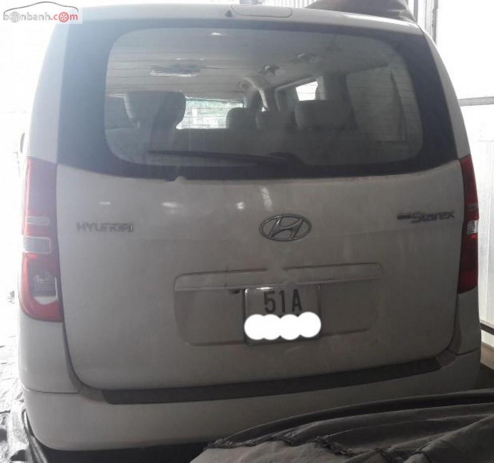 Hyundai Grand Starex 2.5 MT 2014 - Bán Hyundai Grand Starex 2.5 MT năm sản xuất 2014, màu trắng, nhập khẩu 