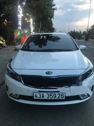 Kia Cerato 2018 - Cần bán gấp Kia Cerato sản xuất năm 2018, màu trắng