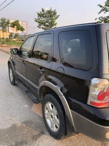 Ford Escape 2005 - Bán xe Ford Escape đời 2005, màu đen