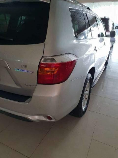 Toyota Highlander 2007 - Bán Toyota Highlander đời 2007, màu bạc  