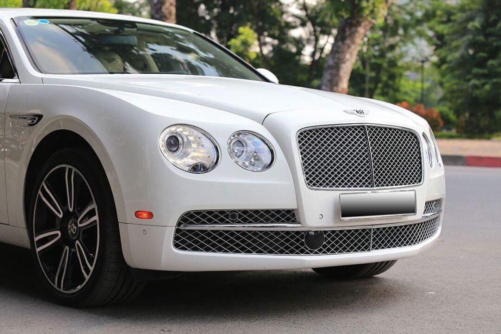 Bentley Mulsanne Bentley Flying Spur 6.0 W12 2013 - Bentley Flying Spur 6.0 W12 đời 2013, màu kem (be), xe nhập