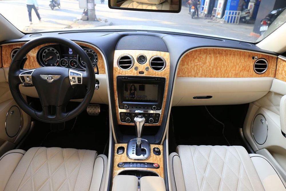 Bentley Mulsanne Bentley Flying Spur 6.0 W12 2013 - Bentley Flying Spur 6.0 W12 đời 2013, màu kem (be), xe nhập