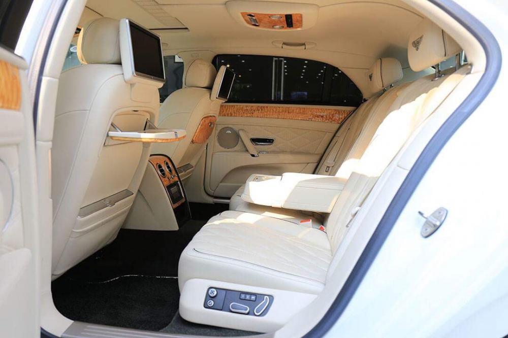 Bentley Mulsanne Bentley Flying Spur 6.0 W12 2013 - Bentley Flying Spur 6.0 W12 đời 2013, màu kem (be), xe nhập