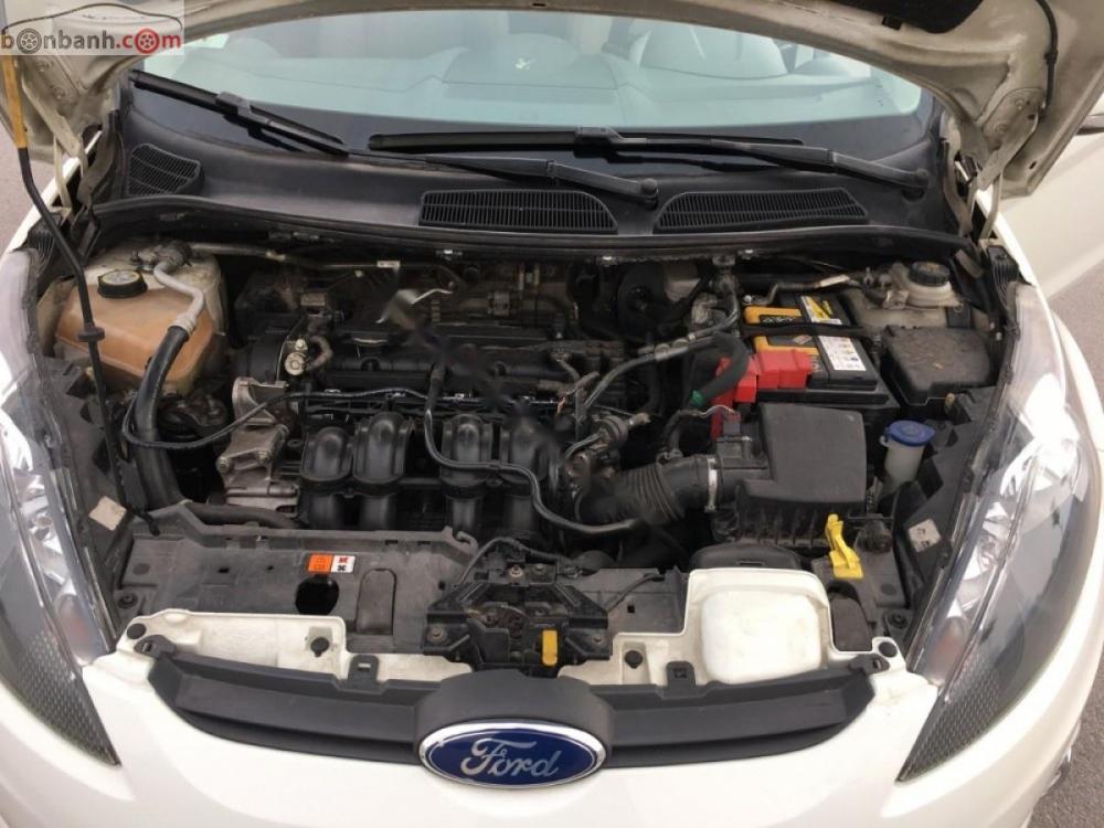 Ford Fiesta S 2013 - Cần bán gấp Ford Fiesta S sản xuất 2013, xe mua từ mới đăng ký lần đầu tháng 11/2013