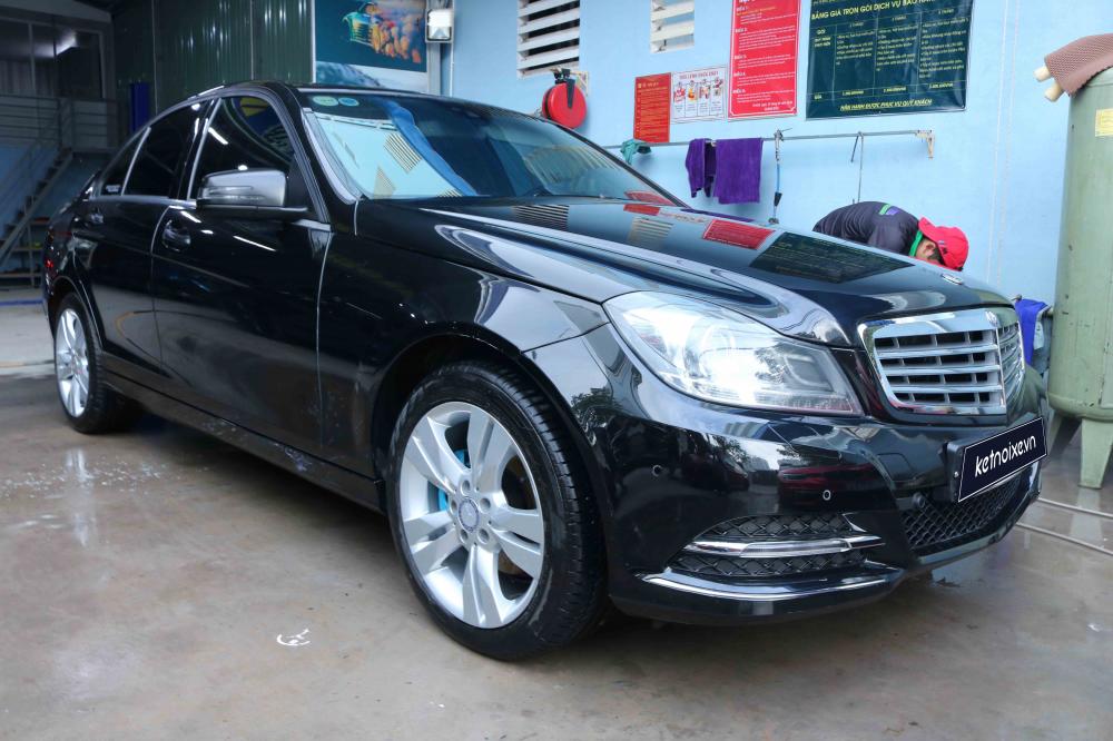 Mercedes-Benz C class C250 2014 - Mercedes C250 sản xuất 2014, màu đen, giá chỉ 850 triệu

